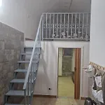 Caponapoli House