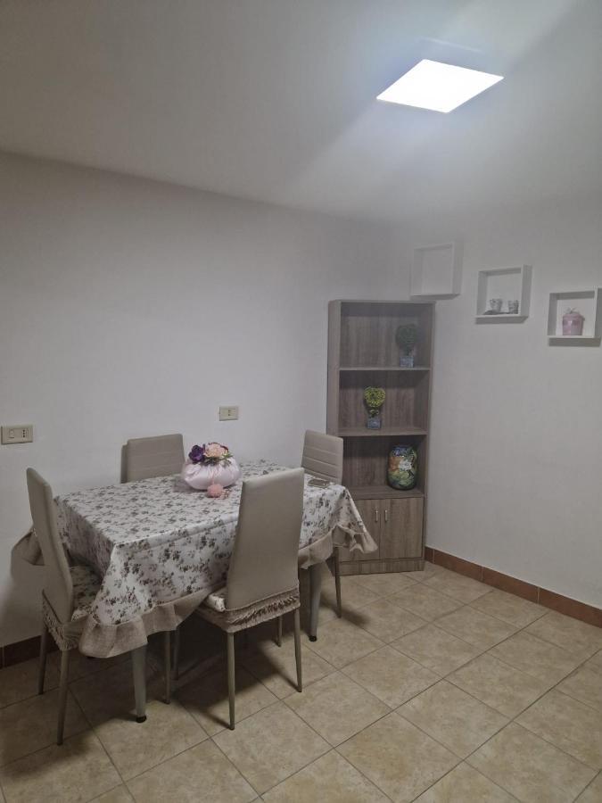 Caponapoli House *