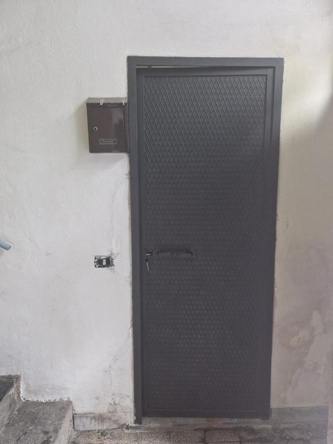 Caponapoli House *